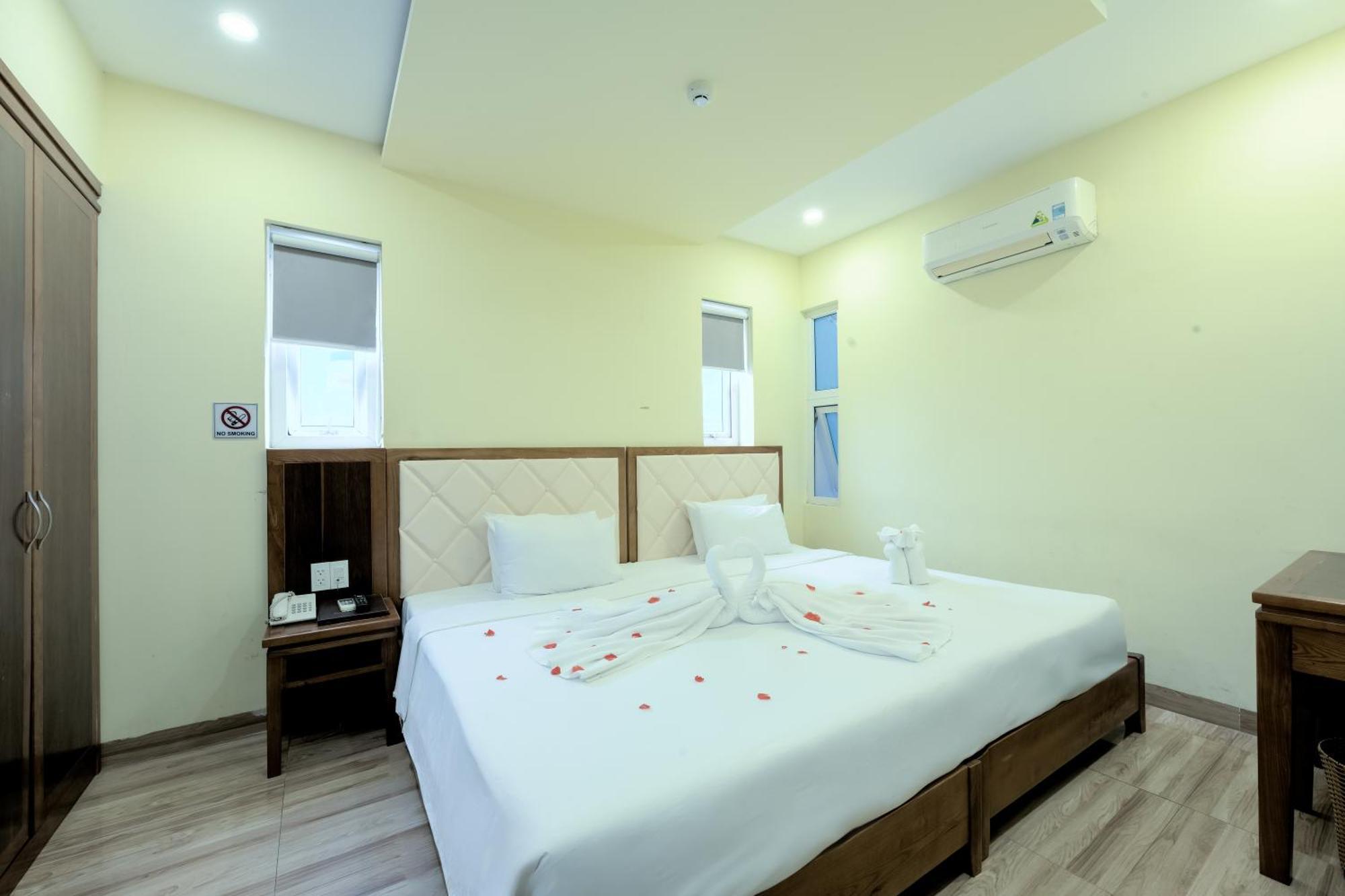 Dana Sailing Hotel Дананг Екстериор снимка