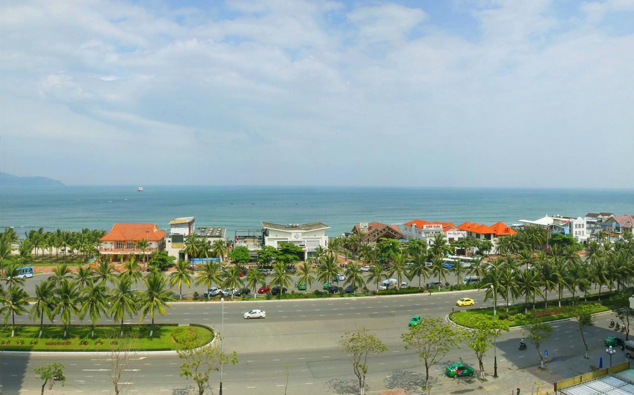 Dana Sailing Hotel Дананг Екстериор снимка